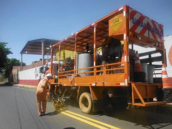 Trânsito de Floriano recebe sinalização horizontal.(Imagem:FlorianoNews)