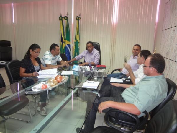 Floriano se prepara para O Carnaval dos Carnavais.(Imagem:FlorianoNews)