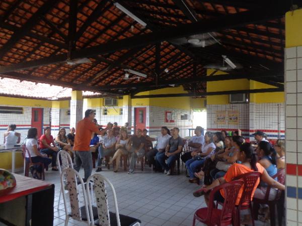 Professores da rede estadual de ensino de Barão de Grajaú continuam em greve.(Imagem:FlorianoNews)