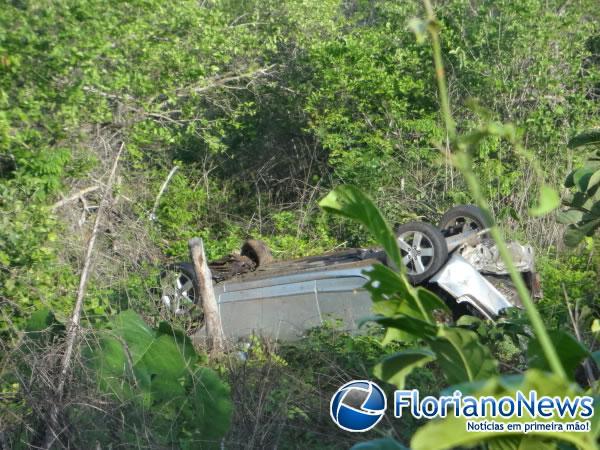 Grave acidente entre moto e carro deixa vítima fatal na PI-140.(Imagem:FlorianoNews)