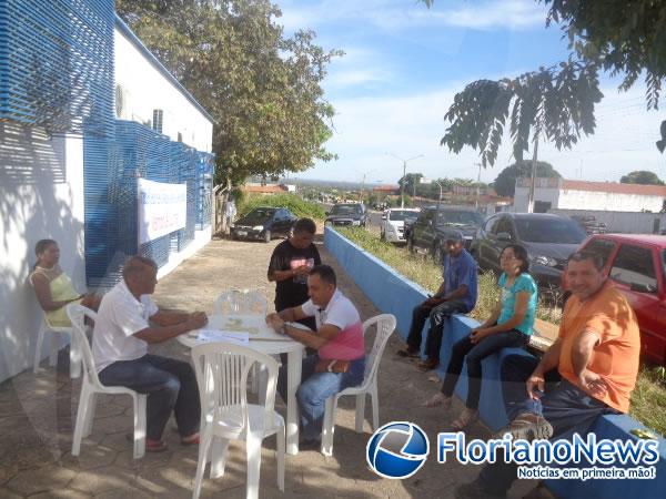 Trabalhadores da Agespisa paralisam atividades em Floriano.(Imagem:FlorianoNews)