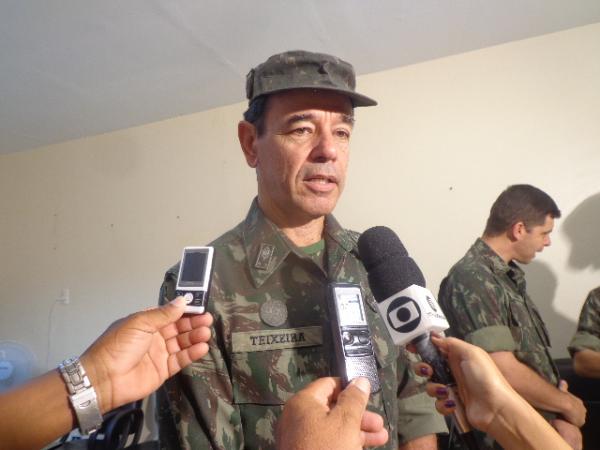 General do Exército brasileiro visitou a cidade de Floriano.(Imagem:FlorianoNews)