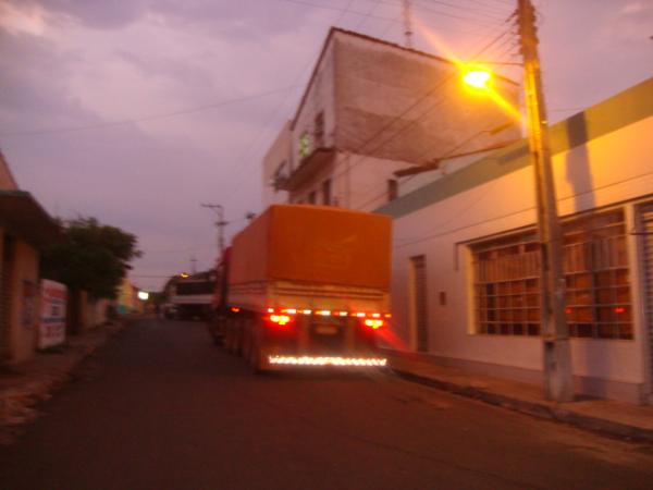 amanhecer na rua Clementino Ribeiro(Imagem:redação)