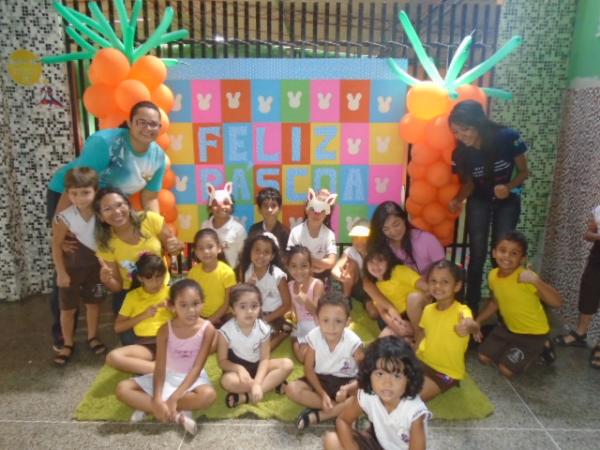 Escola Pequeno Príncipe realiza festa de Páscoa.(Imagem:FlorianoNews)