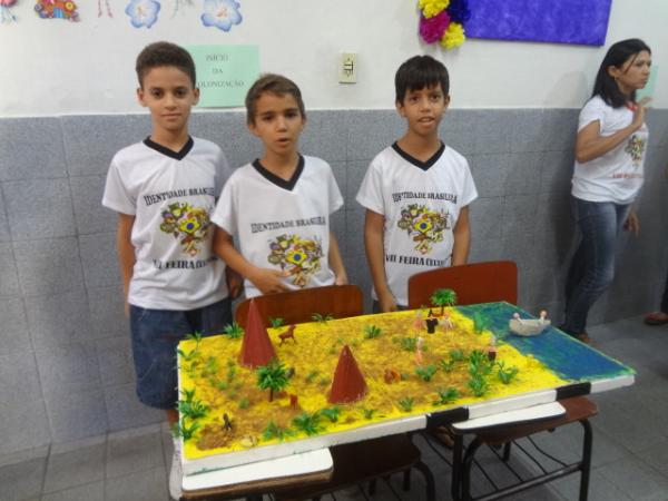 Escola Menino Jesus de Praga realizou Feira de Conhecimento.(Imagem:FlorianoNews)