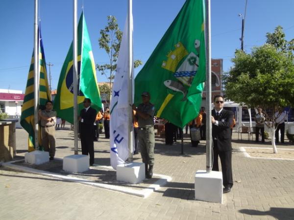 Floriano comemorou o Dia da Pátria com desfile cívico.(Imagem:FlorianoNews)