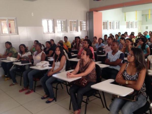 Prefeito participa da aula inaugural dos cursos profissionalizantes do SENAC.(Imagem:Secom)