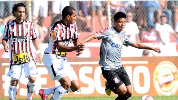 Zizao, na partida do Corinthians contra o Paulista, em Jundiaí.(Imagem:Mauro Horita / Ag. Estado)