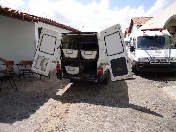 Instituto Médico Legal foi acionado e fez a remoção do corpo no presídio.(Imagem:Sinpoljuspi/Divulgação)