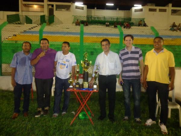 Princesa do Sul comemora aniversário com vitória no estádio Tiberão.(Imagem:FlorianoNews)