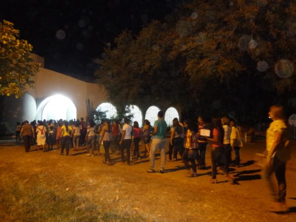 Católicos celebram Corpus Christi com missa e procissão em Floriano.(Imagem:FlorianoNews)