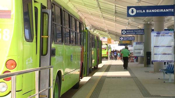 Caso aconteceu no terminal Santa Lia, na Zona Leste de Teresina.(Imagem:Reprodução/TV Clube)