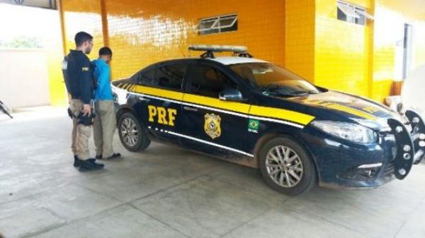 Homem preso por estupro contra a sobrinha.(Imagem:PRF)