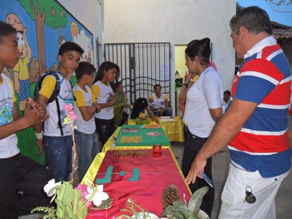 Realizada 2ª Feira de Ciências da Escola Mega de Floriano.(Imagem:FlorianoNews)