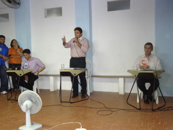 Segurança e organização faltaram em debate com candidatos à prefeitura de Floriano.(Imagem:FlorianoNews)