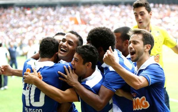 Anselmo Ramon marcou o primeiro gol no novo Mineirão.(Imagem:Washington Alves / Vipcomm)