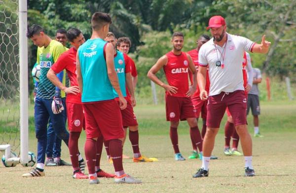 Itabaiana e Náutico iniciam busca por vaga na Copa do Nordeste.(Imagem:Léo Lemos)