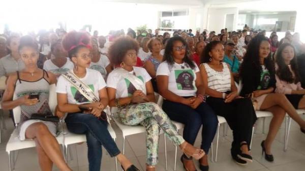 Mulheres participam de ação social promovida pela FAESF.(Imagem:FlorianoNews)