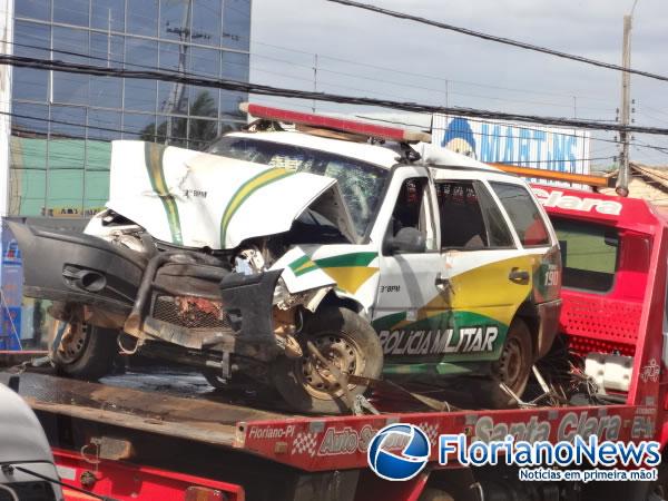 Acidente envolvendo viatura policial na zona rural de Floriano deixa 4 feridos e um morto.(Imagem:FlorianoNews)