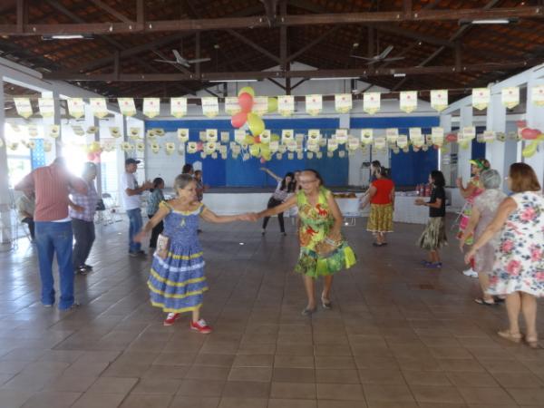 Unidade de Pronto Atendimento realiza festa de São João para os jovens da 3ª idade.(Imagem:FlorianoNews)