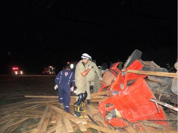 Criança morre esmagada por caminhão no Piauí.(Imagem:180graus)