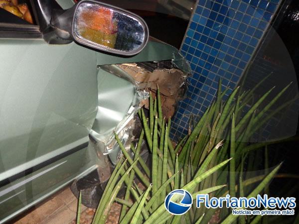 Acidente envolve três veículos na Av. Santos Dumont em Floriano.(Imagem:FlorianoNews)