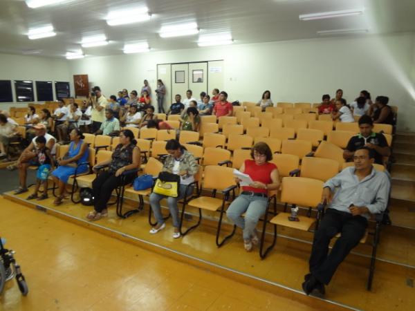 Realizada a entrega de 16 cadeiras de rodas em Floriano.(Imagem:FlorianoNews)