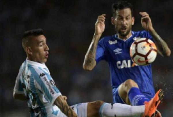 Cruzeiro perde para o Racing na estreia da Libertadores.(Imagem:AFP)