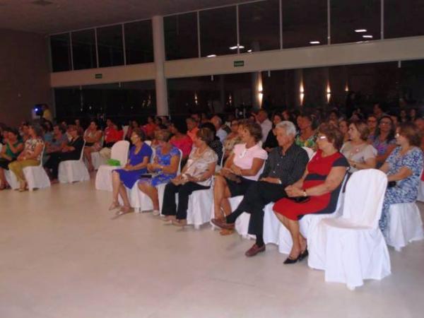 Médico ministra palestra sobre câncer de mama em Floriano(Imagem:Ivan Nunes)