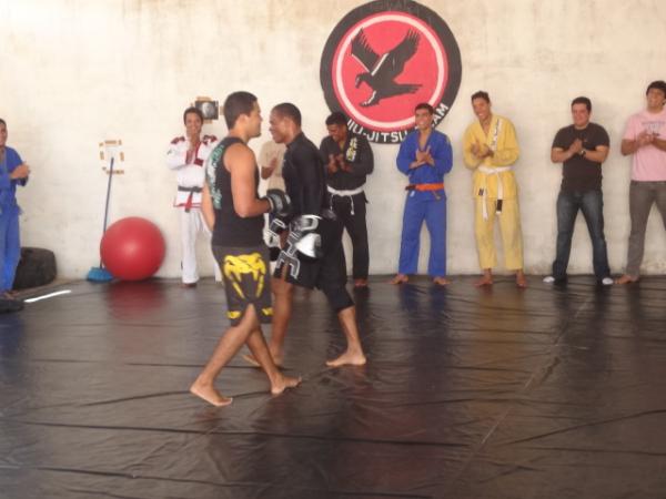 Lutador de MMA, Massaranduba, participa de seminário em Floriano.(Imagem:FlorianoNews)