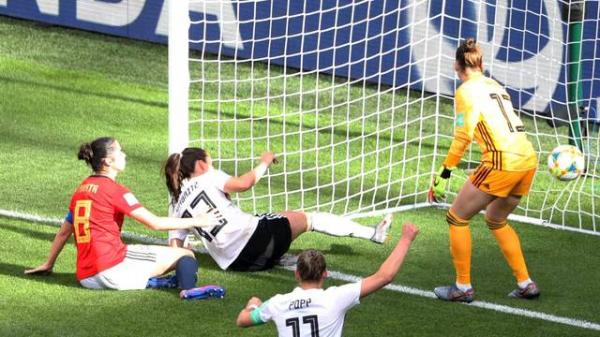 Gol da Alemanha na segunda rodada do mundial feminino.(Imagem:Reprodução/Twitter)