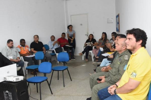 COEF, segurança e saúde se reúnem para discutir preparativos do Carnaval de Floriano.(Imagem:SECOM)