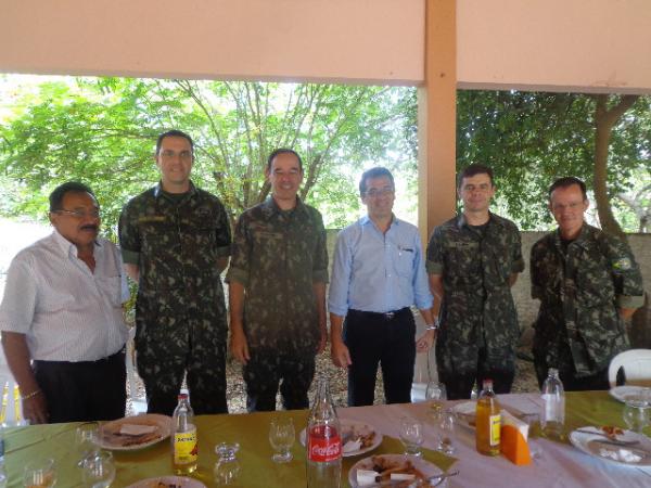 General do Exército brasileiro visitou a cidade de Floriano.(Imagem:FlorianoNews)