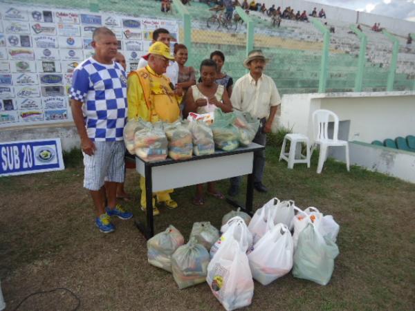 Jogo Solidário arrecada 213 Kg de alimentos em Floriano.(Imagem:FlorianoNews)