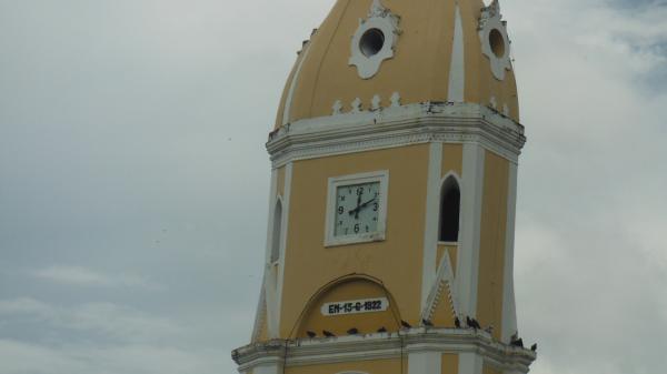 Relógio da Catedral São Pedro de Alcântara.(Imagem:FlorianoNews)