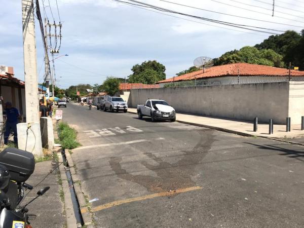 Condutor do outro veículo que colidiu na Zona Sul de Teresina não se feriu.(Imagem:Lorena Linhares/G1)