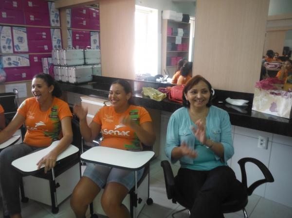 Senac encerrou curso de manicure nesta segunda-feira em Floriano.(Imagem:FlorianoNews)