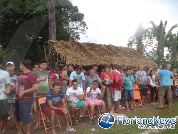 Riachinho fica com titulo do campeonato debaixo de muita chuva e confusão.(Imagem:FlorianoNews)