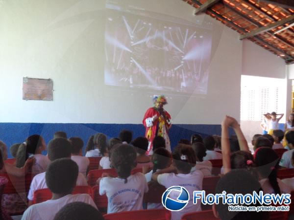 Escola Municipal Getúlio Vargas promove programação especial na Semana da Criança.(Imagem:FlorianoNews)