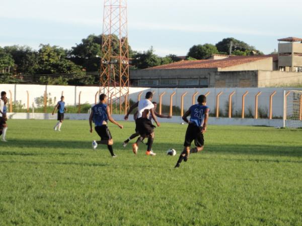 Cobriu o treino do Corisabbá(Imagem:FlorianoNews)