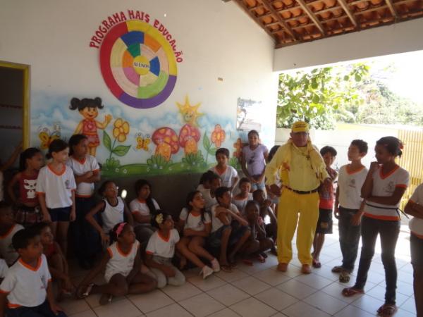 Repórter Amarelinho inicia preparativos para o Show do Carrapeta 2012.(Imagem:FlorianoNews)