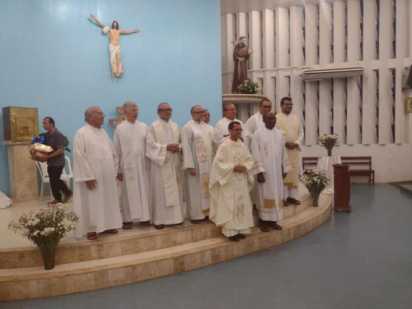 Paróquia Nossa Senhora das Graças celebra 20 anos de Ordenação Sacerdotal do Frei Erivelton.(Imagem:FlorianoNews)