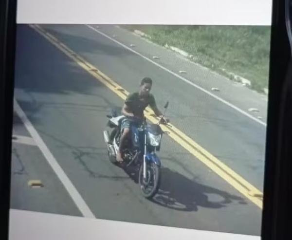 Mototaxista é assassinado e tem moto roubada por assaltante que se passou por passageiro, em Parnaíba.(Imagem:Reprodução)