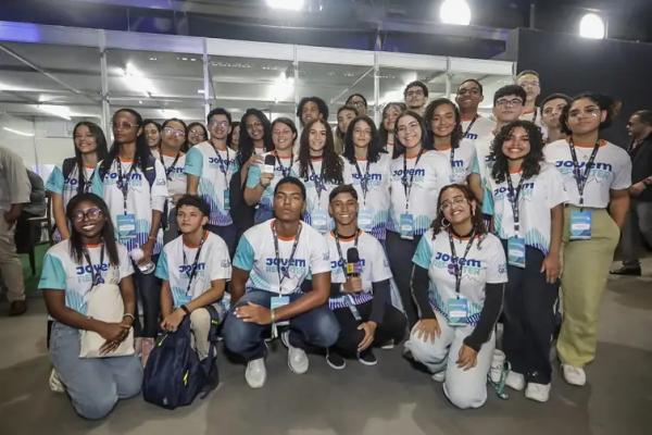 Programa Jovem Repórter: alunos da rede estadual fazem a cobertura jornalística do G20 Social.(Imagem:Governo do Estado do Rio/Divulgação)