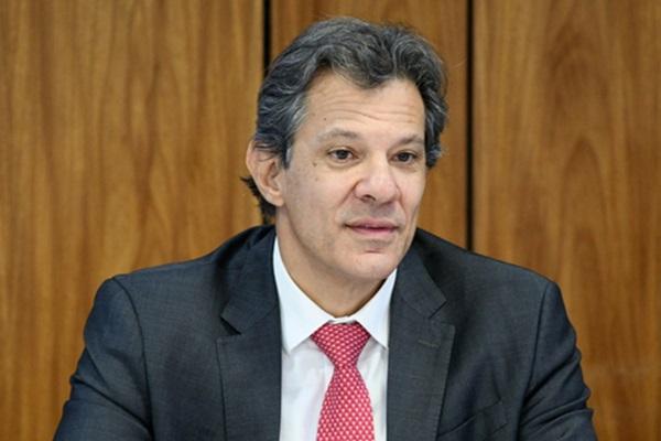 Fernando Haddad afirma que Pé-de-Meia não será interrompido(Imagem:CLÁUDIO REIS/ENQUADRAR/ESTADÃO CONTEÚDO)