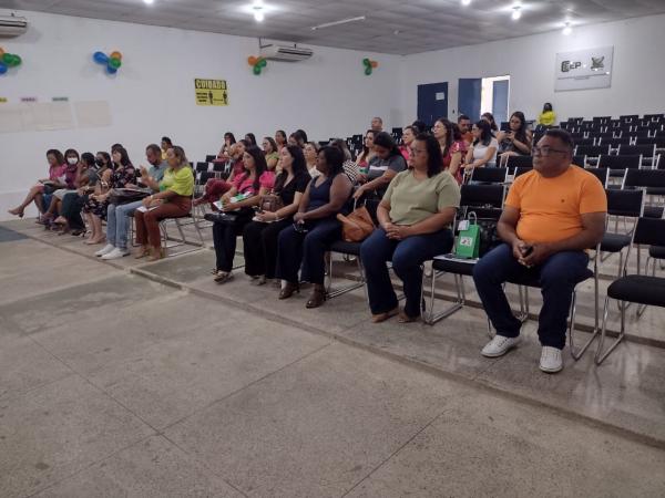 Programa Piauiense de Alfabetização na Idade Certa realiza formação em Floriano.(Imagem:FlorianoNews)