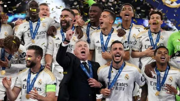 Carlo Ancelotti comemora título do Real Madrid na Champions League.(Imagem:Getty Images)