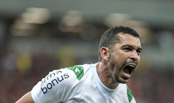 Bruno Melo garantiu triunfo do Coxa em jogo transmitido pela TV Brasil.(Imagem:JP Pacheco/Coritiba/Direitos Reservados)