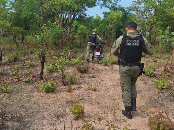 Polícia Militar recupera moto roubada em menos de 30 minutos em Floriano.(Imagem:Divulgação/PM)