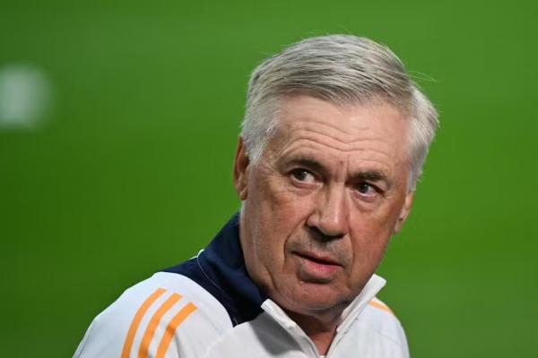 Carlo Ancelotti negou proposta da Arábia Saudita por Vinícius Júnior.(Imagem:Sergei GAPON / AFP)